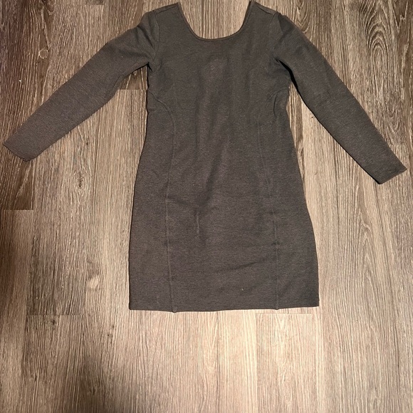 Athleta Gray Sheath Dress 3/4 Sleeve Crew Neck - Picture 3 of 10